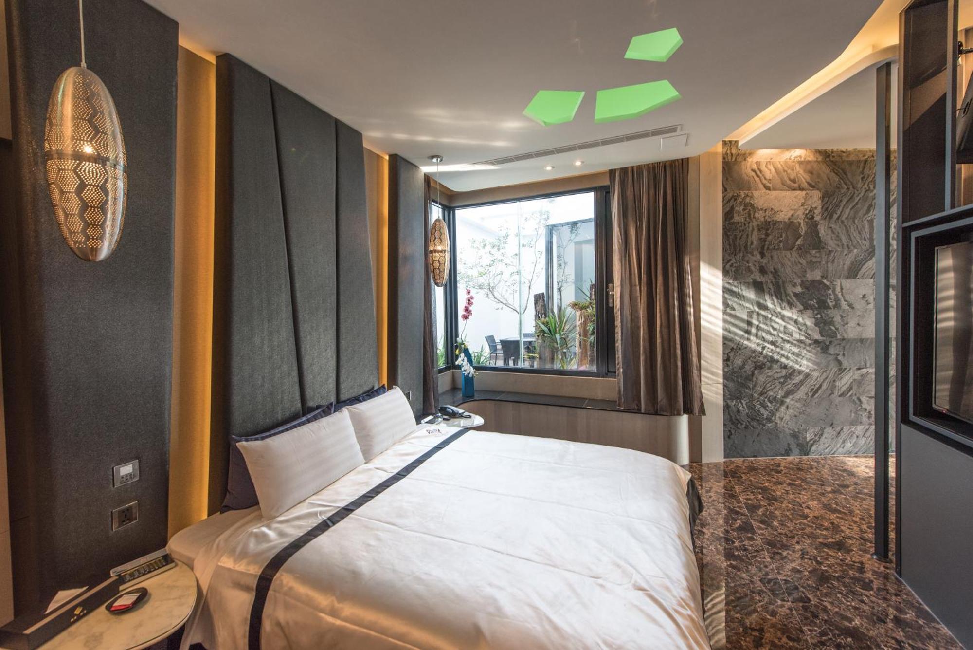 Voga Motel Đài Trung Ngoại thất bức ảnh